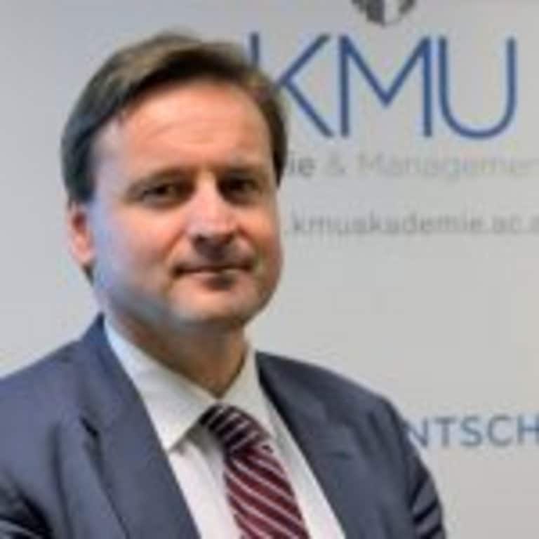 Dr. Clemens Lintschinger MSc