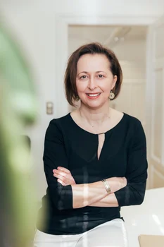Mag. Dr. Karin Ronijak MSc